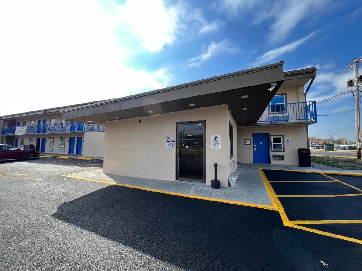 Super 8 By Wyndham Paducah I-24 Exit 4 Hotel Exterior foto