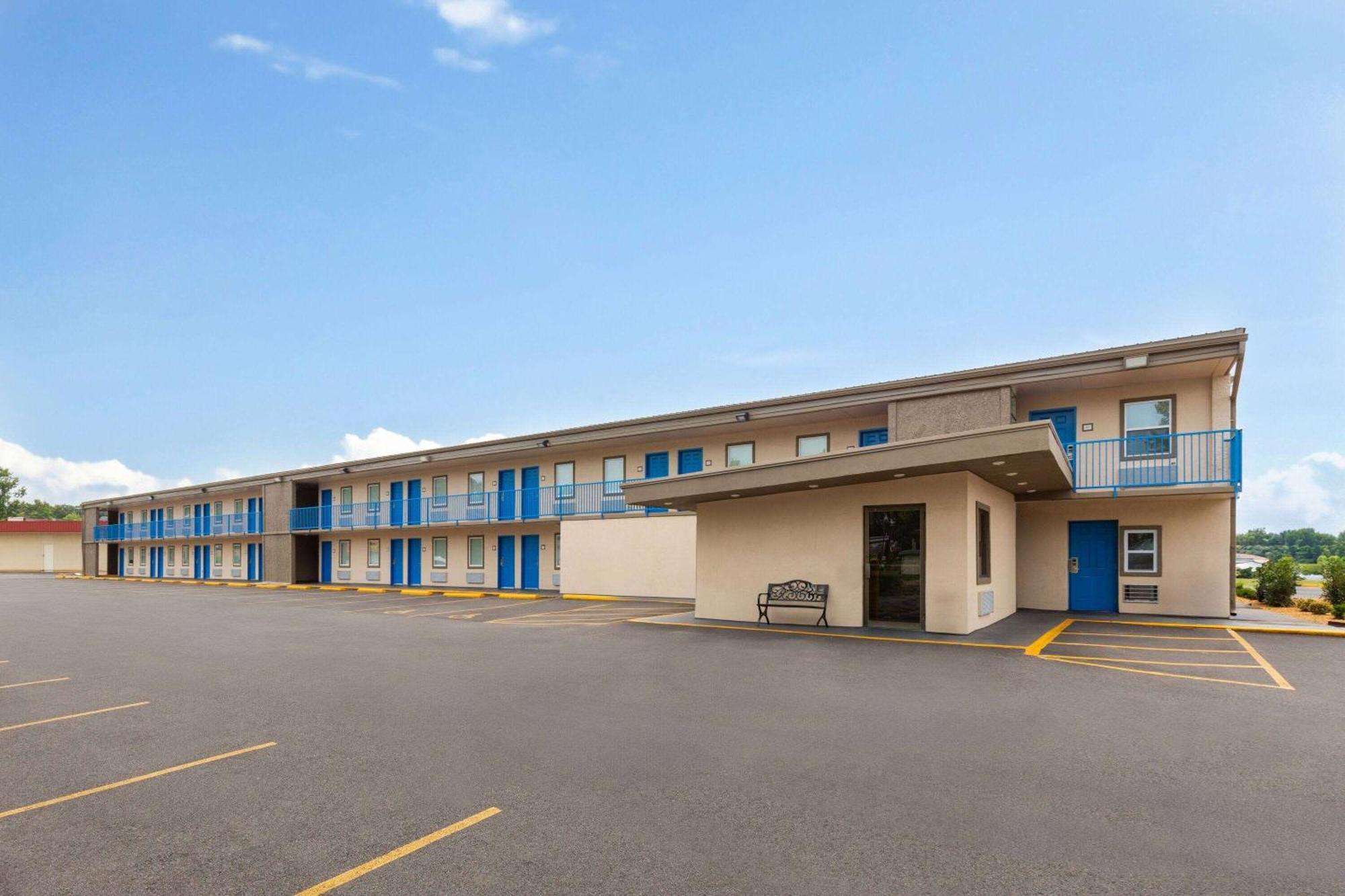 Super 8 By Wyndham Paducah I-24 Exit 4 Hotel Exterior foto